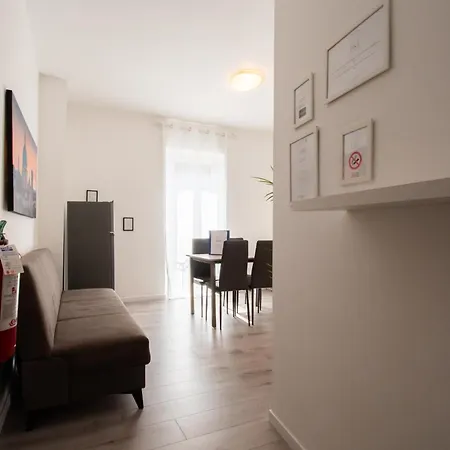 Apartment Trilocale Ospedale Civile 6 Via Costalunga *