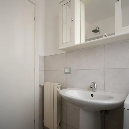 Apartment Trilocale Ospedale Civile 6 Via Costalunga Brescia