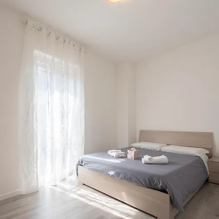 Apartment Trilocale Ospedale Civile 6 Via Costalunga